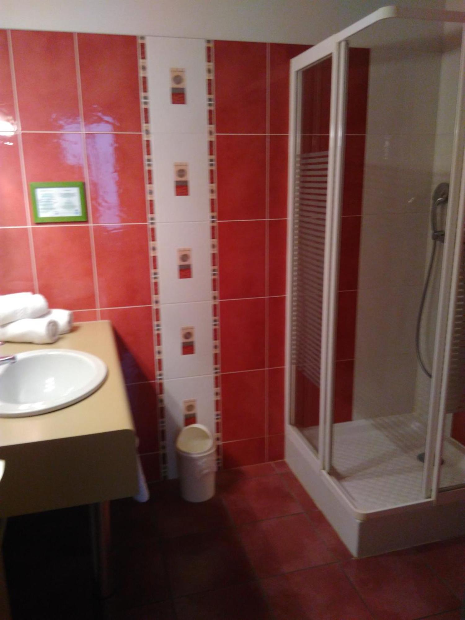 Hotel-Restaurant Les Colonnades Saint-Fulgent Bilik gambar